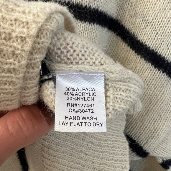 NWOT Wildfox Whiskey Sweater 🥃✨ - Picture 9 of 10